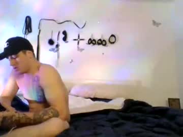couple Straight And Lesbian Sex Cam with jennyjack69