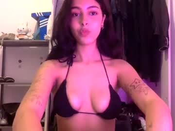 girl Straight And Lesbian Sex Cam with luciavitelli