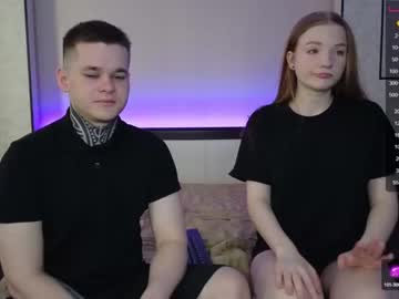 couple Straight And Lesbian Sex Cam with candy_bunnies