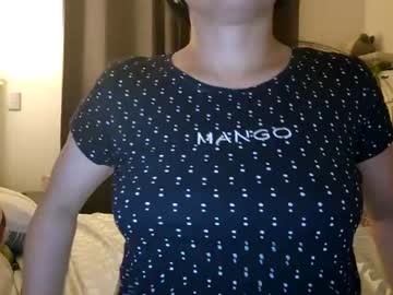 girl Straight And Lesbian Sex Cam with tinyelyza