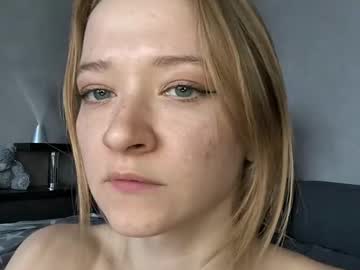 couple Straight And Lesbian Sex Cam with ahhhahhhahhh7777