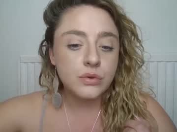 girl Straight And Lesbian Sex Cam with brooke_clarkexo