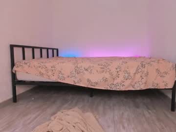 girl Straight And Lesbian Sex Cam with tasty__raspberry