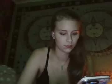 girl Straight And Lesbian Sex Cam with stonerbabe1313