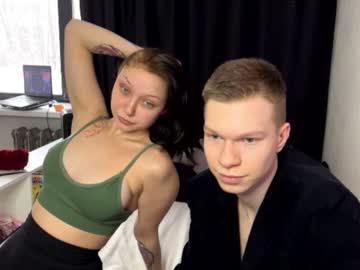 couple Straight And Lesbian Sex Cam with pov_for_u