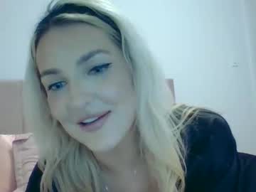 girl Straight And Lesbian Sex Cam with julietrosexo