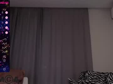 girl Straight And Lesbian Sex Cam with blue_eyessssss