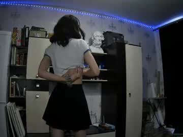 girl Straight And Lesbian Sex Cam with alodieherlan