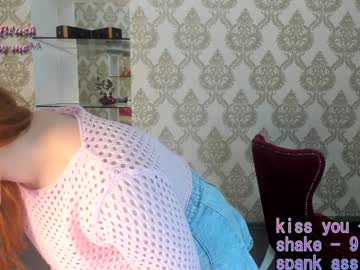 girl Straight And Lesbian Sex Cam with lola_blush_
