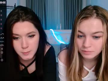 couple Straight And Lesbian Sex Cam with amelia_clarkk