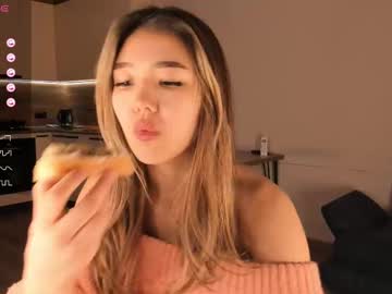 girl Straight And Lesbian Sex Cam with miraann