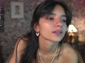 girl Straight And Lesbian Sex Cam with pookie_poo