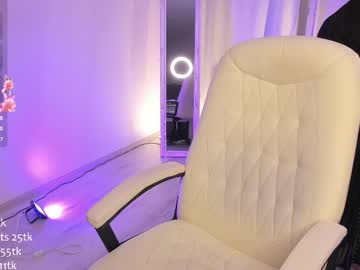 girl Straight And Lesbian Sex Cam with elise_taittingerr