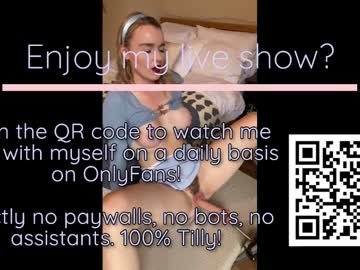 girl Straight And Lesbian Sex Cam with tillyfox