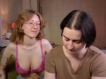 couple Straight And Lesbian Sex Cam with jitoon_exe