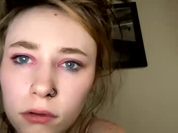 girl Straight And Lesbian Sex Cam with big_hails1