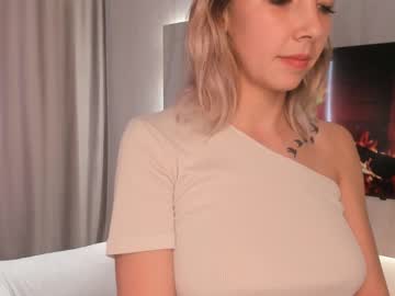 girl Straight And Lesbian Sex Cam with glennafarlow