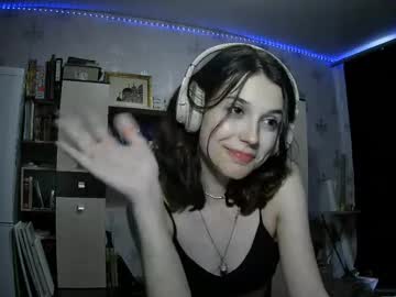 girl
        alodieherlan cam image #800071