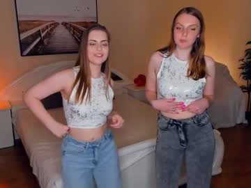 couple Straight And Lesbian Sex Cam with audreybann