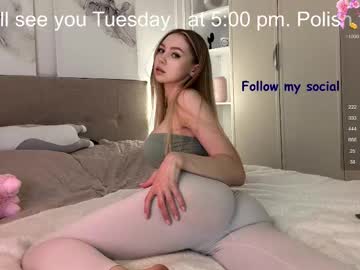 girl Straight And Lesbian Sex Cam with avroramy