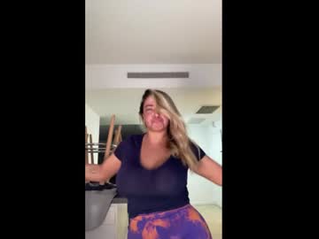 girl Straight And Lesbian Sex Cam with alexandravolkov