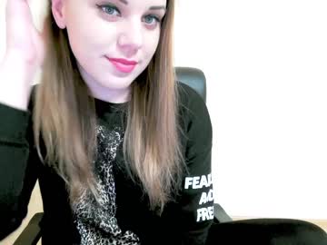 girl Straight And Lesbian Sex Cam with limebabykristi123
