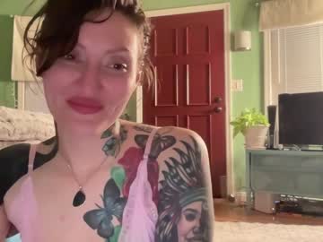 girl Straight And Lesbian Sex Cam with twerkingelle