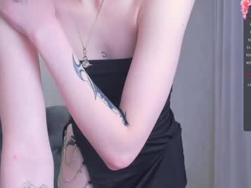 girl Straight And Lesbian Sex Cam with cyberbunny_