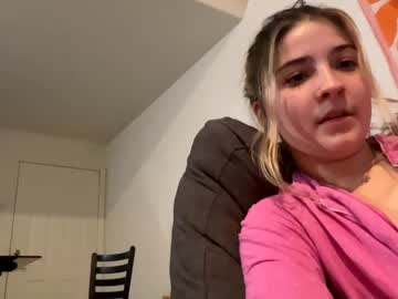 couple Straight And Lesbian Sex Cam with makennamacy