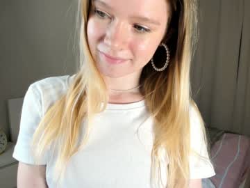 girl Straight And Lesbian Sex Cam with wandabeldon