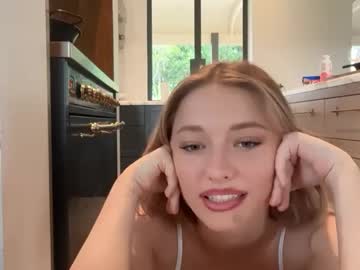 girl Straight And Lesbian Sex Cam with giselleflexible
