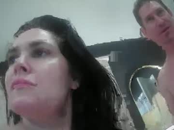 couple Straight And Lesbian Sex Cam with averyandeaston