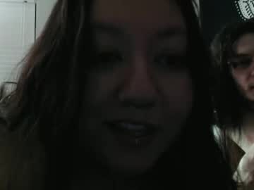 couple Straight And Lesbian Sex Cam with peachiestallion