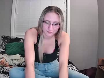 girl Straight And Lesbian Sex Cam with pixidust7230