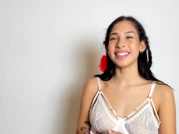 girl Straight And Lesbian Sex Cam with dawnofvenus