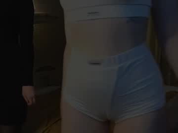 couple Straight And Lesbian Sex Cam with odettedurston