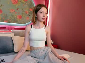 couple Straight And Lesbian Sex Cam with bunny_june