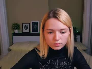 girl Straight And Lesbian Sex Cam with monica_style01