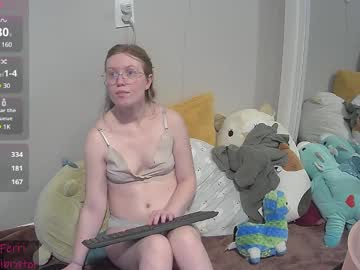 girl Straight And Lesbian Sex Cam with littlemissmissy234