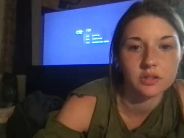 couple Straight And Lesbian Sex Cam with stonedaliens