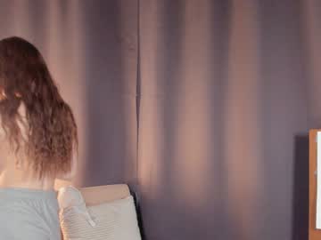 girl Straight And Lesbian Sex Cam with elswythdowden