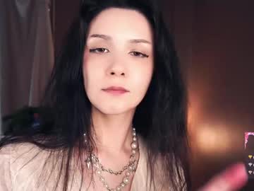 couple Straight And Lesbian Sex Cam with bonniecoomer