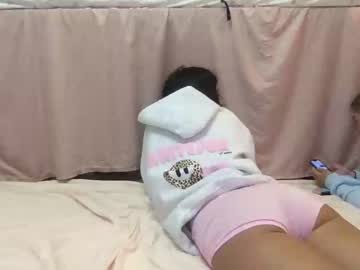 girl Straight And Lesbian Sex Cam with kailybaby17