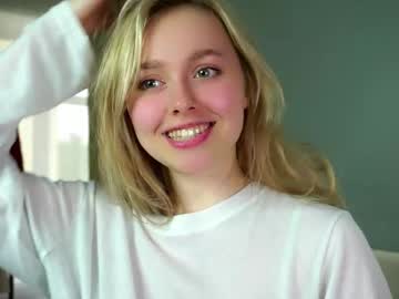 girl Straight And Lesbian Sex Cam with odelynbrower