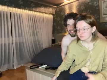 couple Straight And Lesbian Sex Cam with green_eyed_scientist