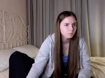 girl Straight And Lesbian Sex Cam with on_the_soft_pillow