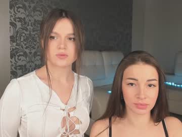 girl Straight And Lesbian Sex Cam with blueberry_jam_