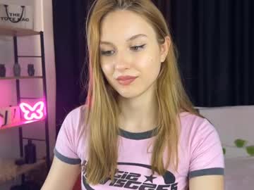 girl Straight And Lesbian Sex Cam with bernardaboons