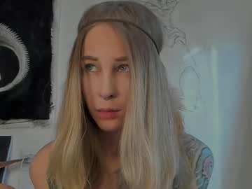 girl Straight And Lesbian Sex Cam with brooxa