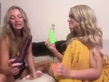 girl Straight And Lesbian Sex Cam with lolalee910